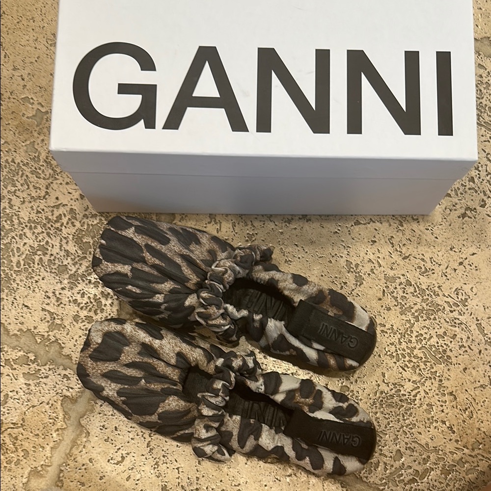 Ganni Leoprad scrunchie Patterned Flats
